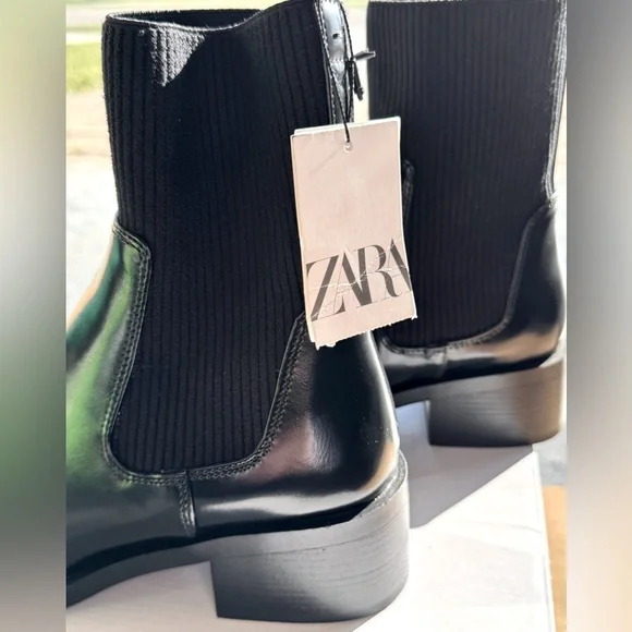 Zara booties - Picture 1 of 6